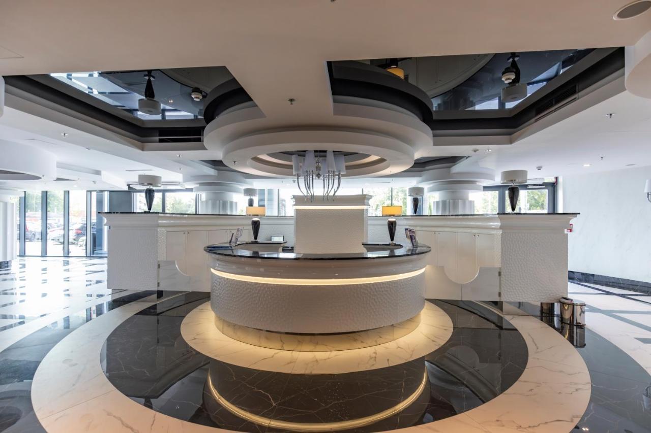Kaleo Apartments - Hanza Tower شتشيتسين المظهر الخارجي الصورة