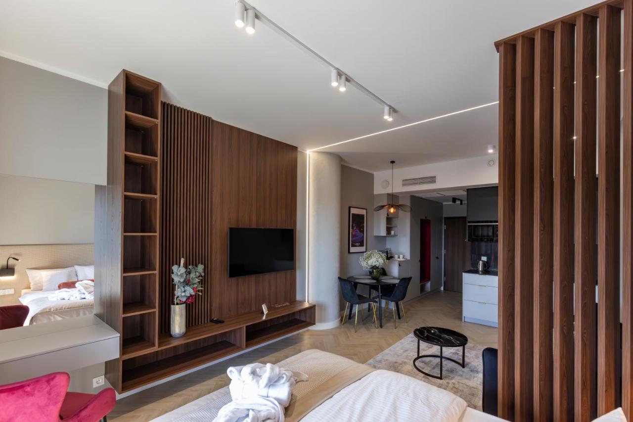 Kaleo Apartments - Hanza Tower شتشيتسين المظهر الخارجي الصورة