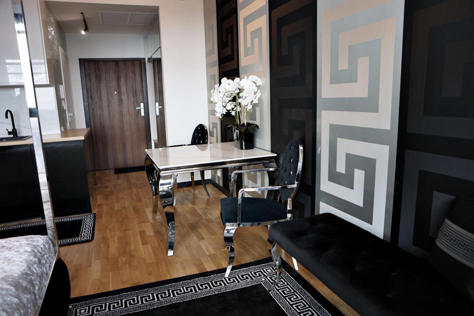 Kaleo Apartments - Hanza Tower شتشيتسين المظهر الخارجي الصورة
