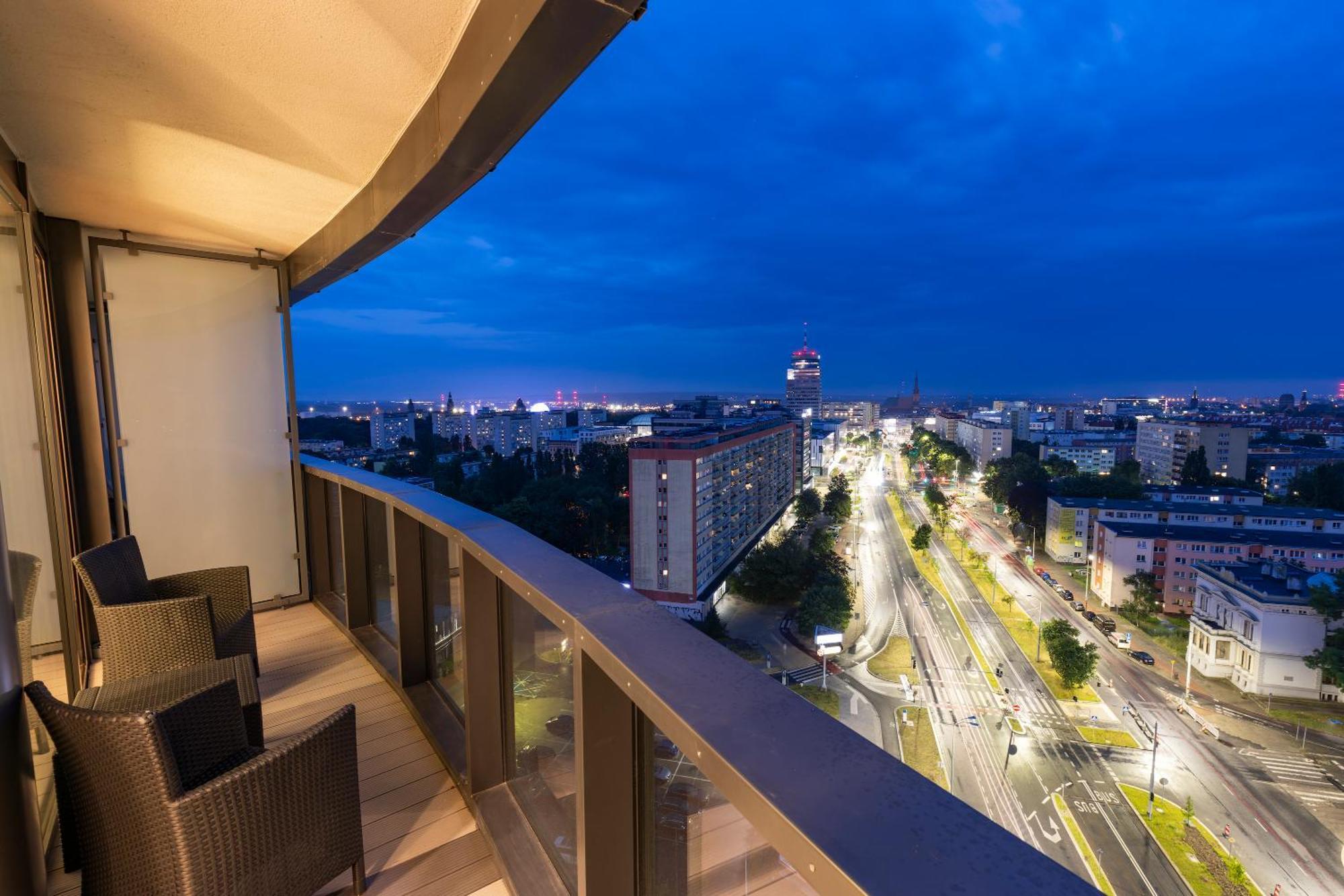 Kaleo Apartments - Hanza Tower شتشيتسين المظهر الخارجي الصورة